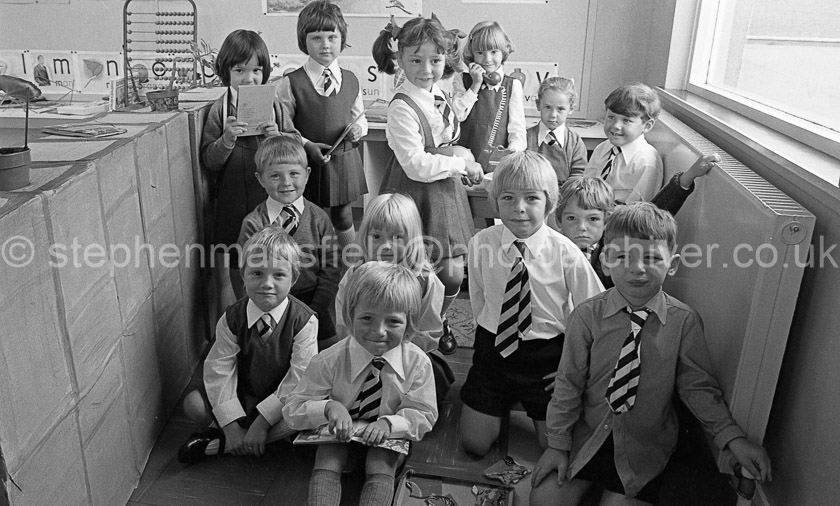 Cross Arthurlie Primary One's 1975.
