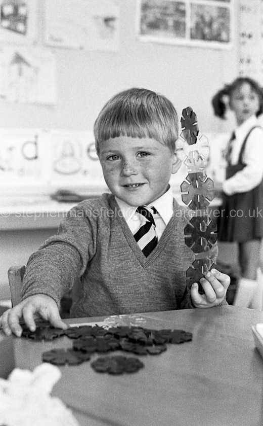 Cross Arthurlie Primary One's 1975.