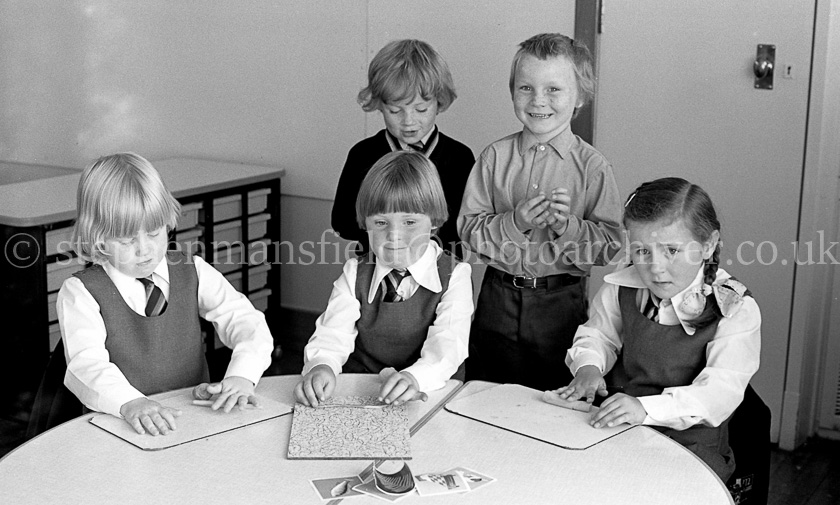 Auchenback Primary One's 1976.
