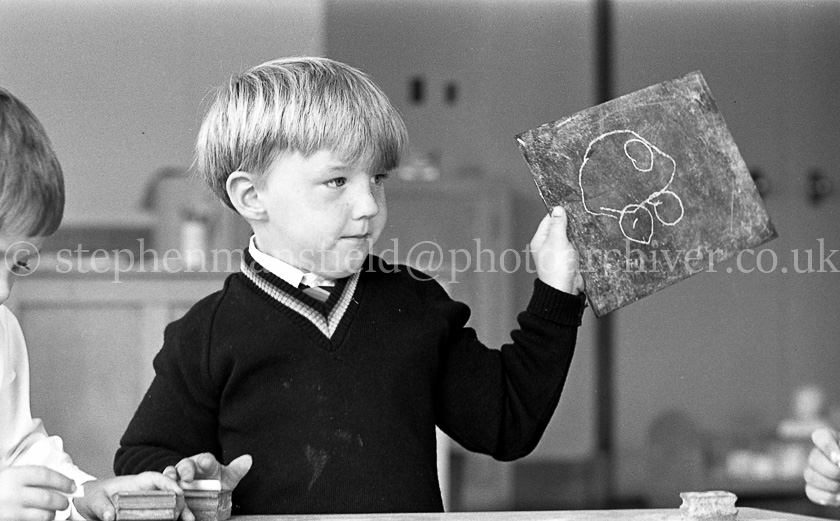 Auchenback Primary One's 1976.