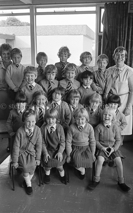 Neilston Primary One's 1981.