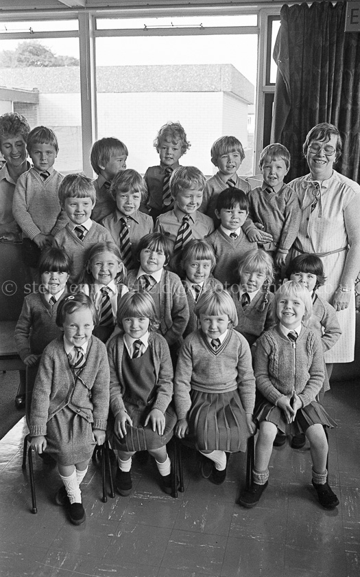 Neilston Primary One's 1981.