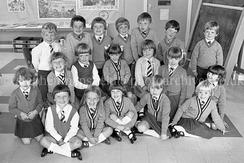 Cross Arthurlie Primary One's 1981.