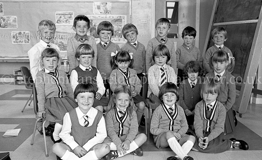 Cross Arthurlie Primary One's 1981.