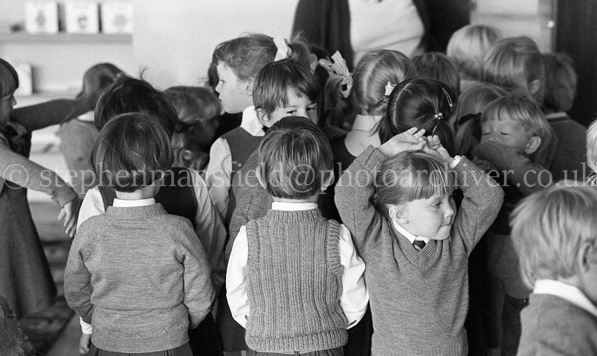 Auchenback Primary One's 1981.