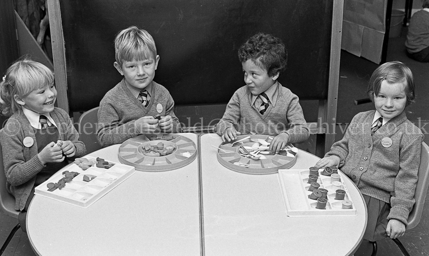 Neilston Primary One's 1978.