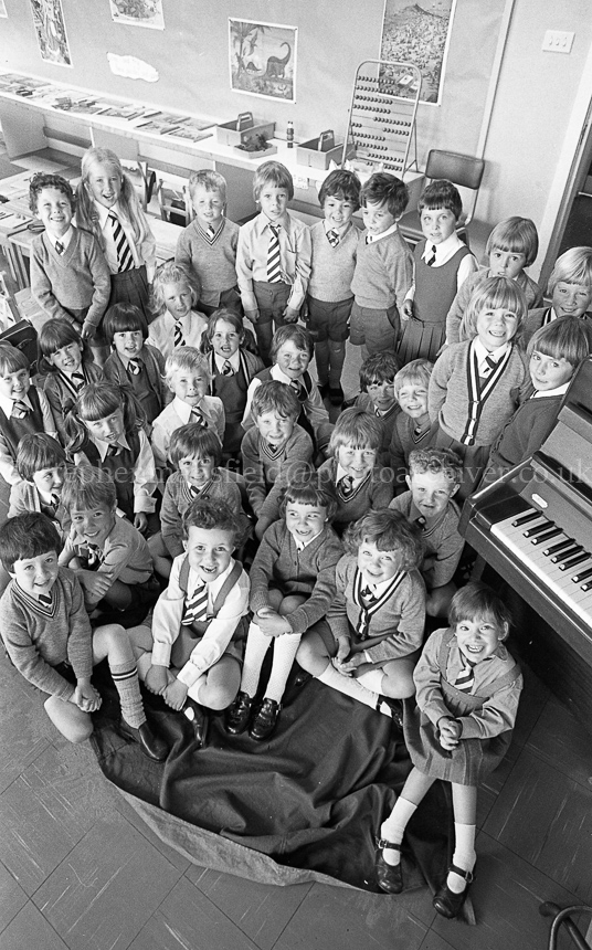 Cross Arthurlie Primary One's 1977.