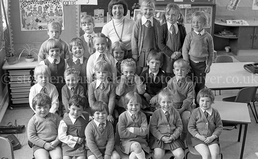 Carlibar Primary One's 1977.