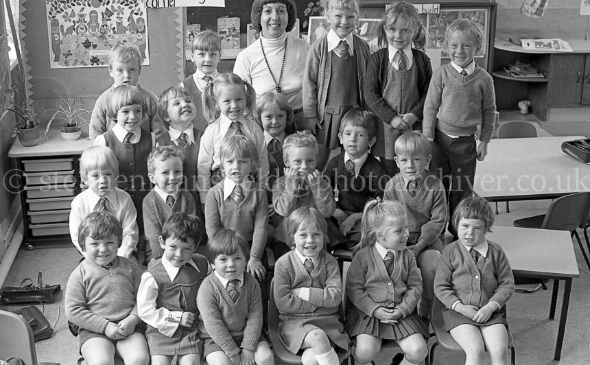 Carlibar Primary One's 1977.