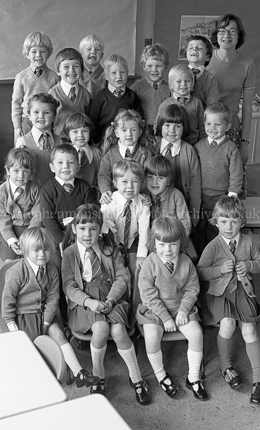 Carlibar Primary One's 1977.