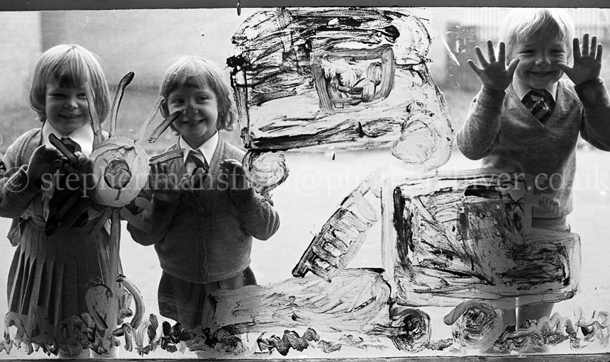 Neilston Primary One's 1977