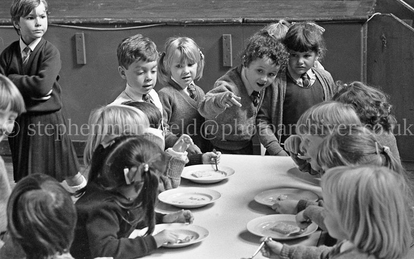 Carlibar Primary One's 1983.