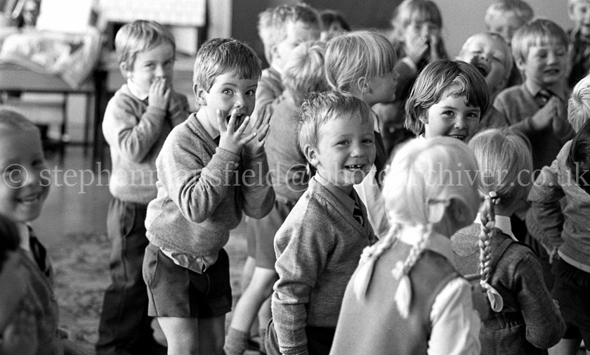 Neilston Primary One's 1983.