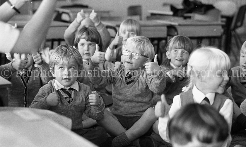 Neilston Primary One's 1983.