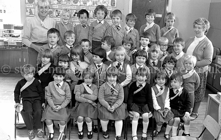Auchenback Primary One's 1983.