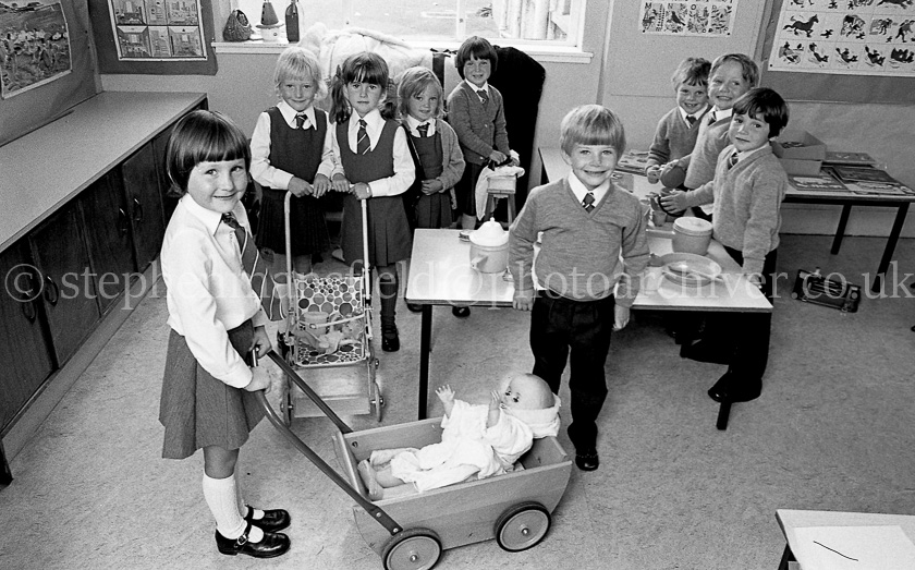 Carlibar Primary One's 1975.