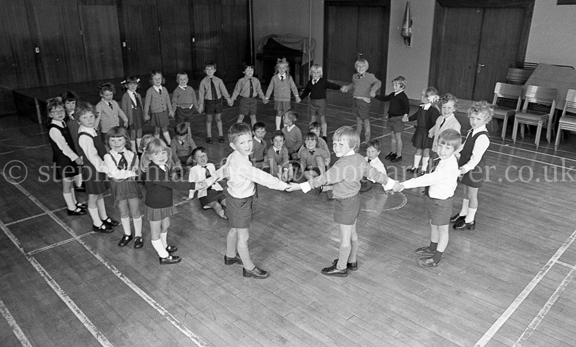 St. Thomas's Primary One's 1975.