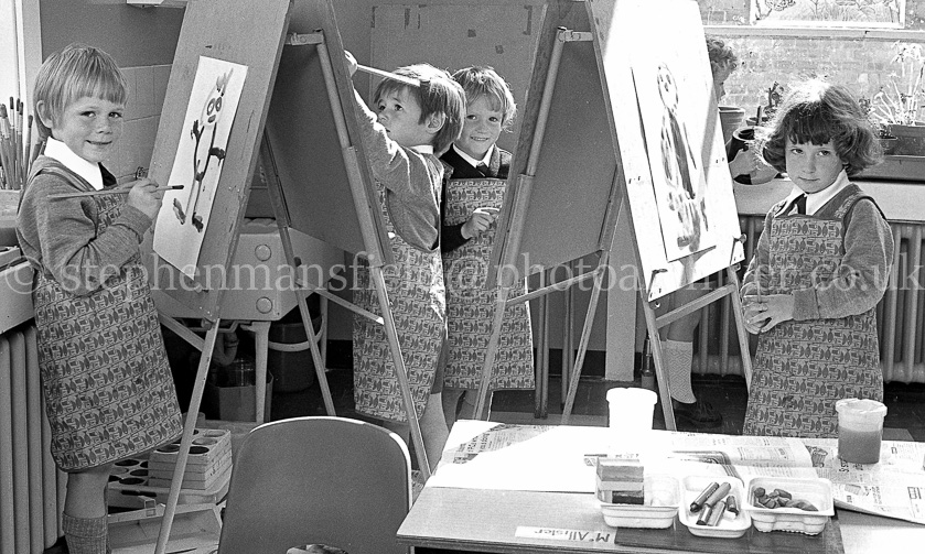 Neilston Primary One's 1975.