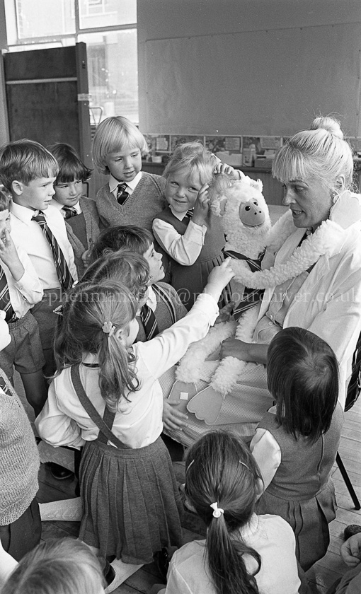 Auchenback Primary 1984.