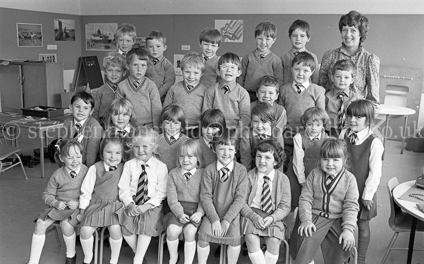  Neilston Primary One's 1985.