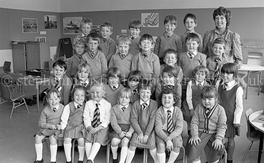 Neilston Primary One's 1985.