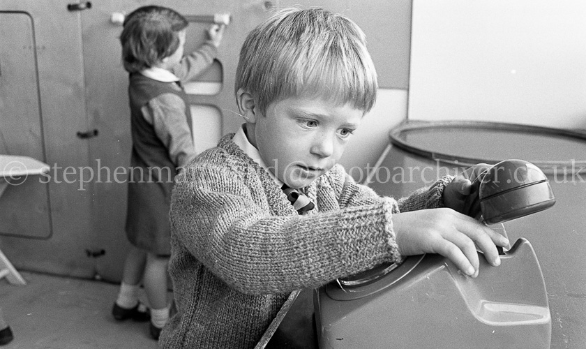  Neilston Primary One's 1985.