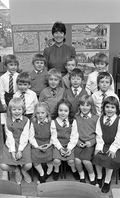  Uplawmoor Primary One's 1985.