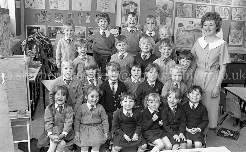 Carlibar Primary One's 1985.