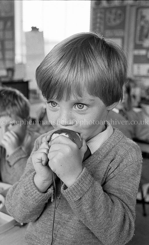 Carlibar Primary One's 1985.