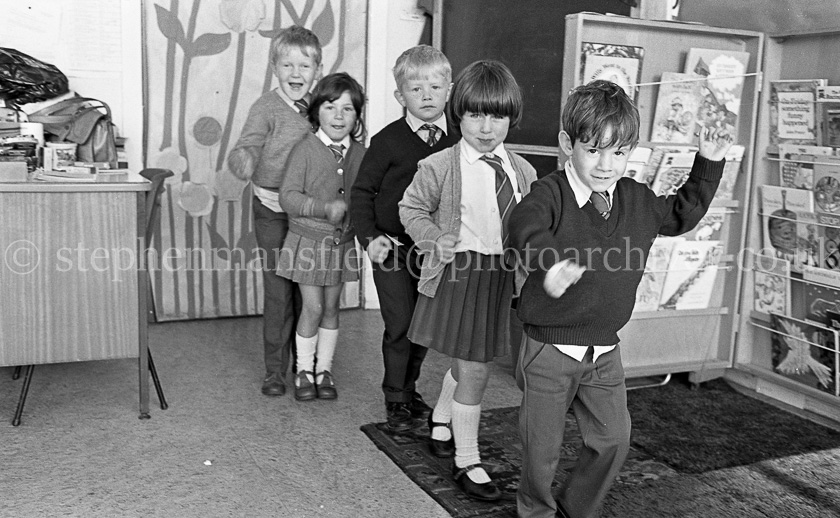 Carlibar Primary One's 1985.