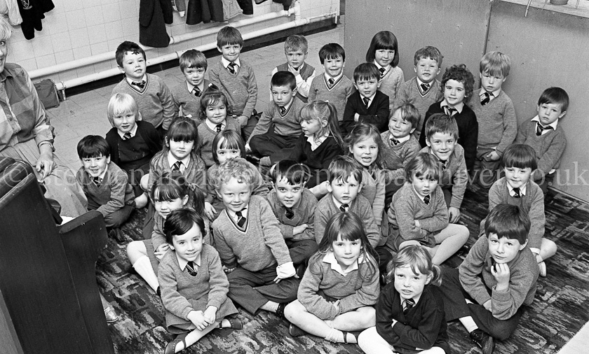  Auchenback Primary One's 1985.