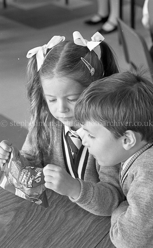 Cross Arthurlie Primary.