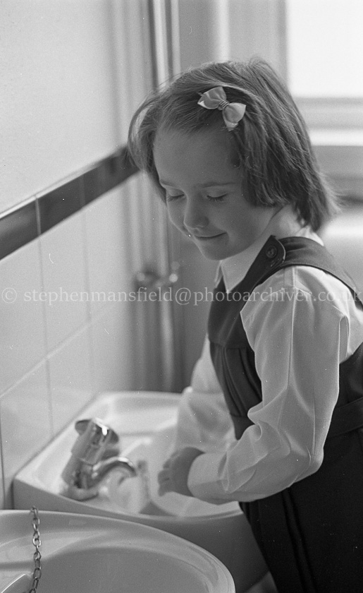 Cross Arthurlie Primary.