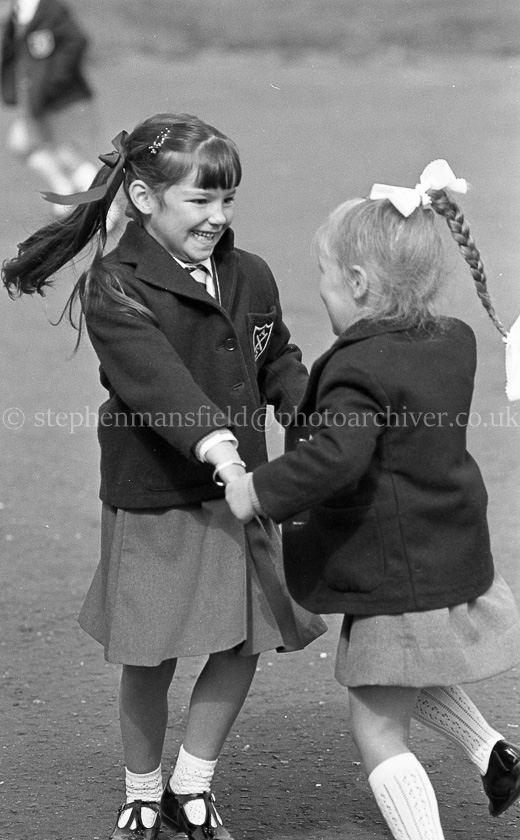 Cross Arthurlie Primary.