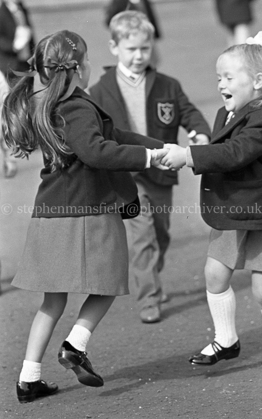 Cross Arthurlie Primary.