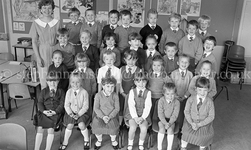 Carlibar Primary One's 1987