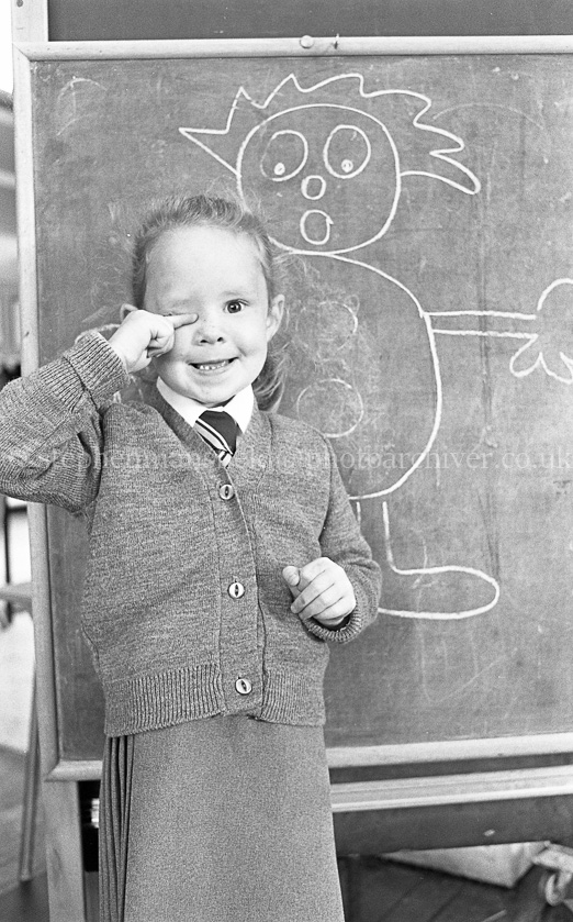 Auchenback Primary One's 1987