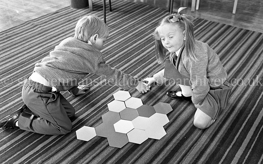 Auchenback Primary One's 1987