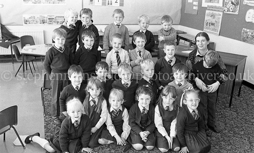 St. Thomas's Primary One's 1987