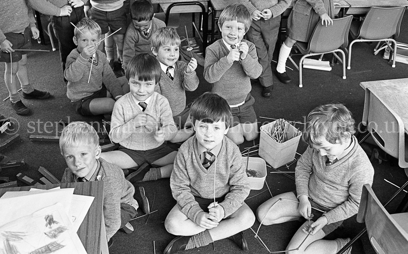 Neilston Primary One's 1987