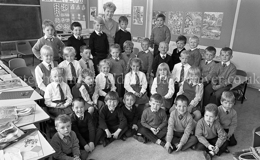 Carlibar Primary One's 1988.