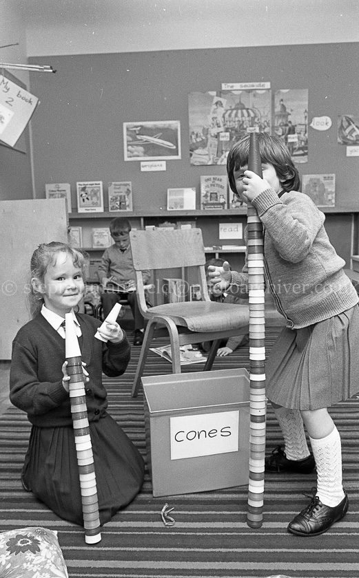 Auchenback Primary One's 1988.