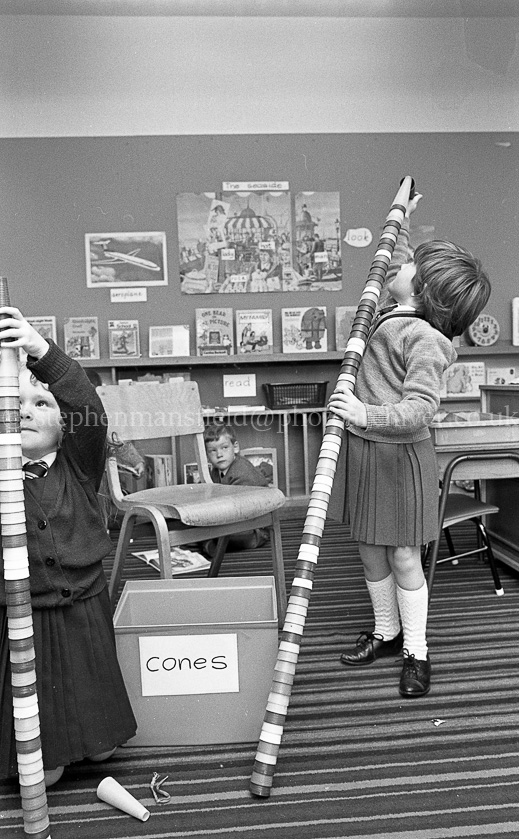 Auchenback Primary One's 1988.