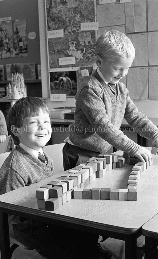 Auchenback Primary One's 1988.