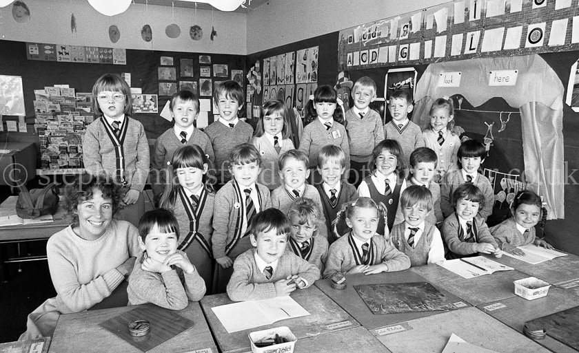 Neilston Primary One's 1988.