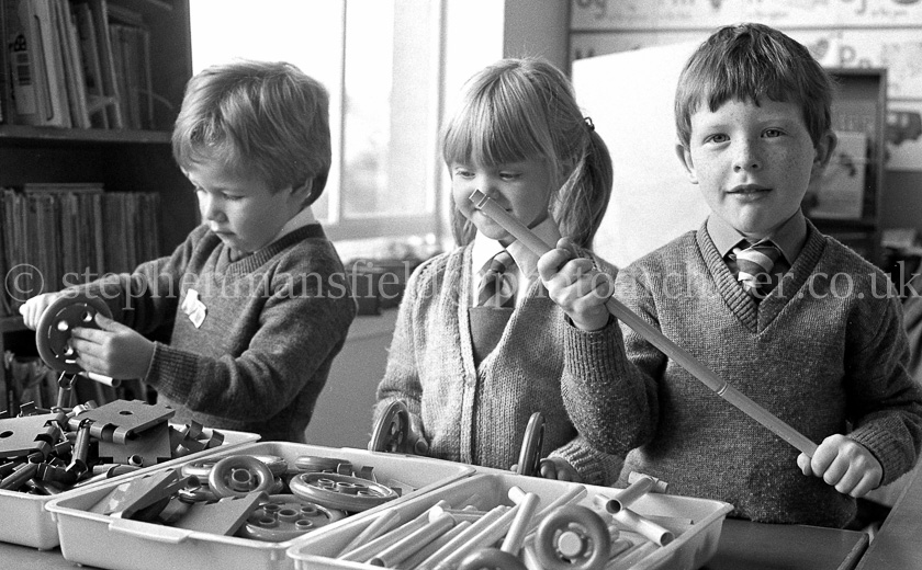 Uplawmoor Primary One's 1988.