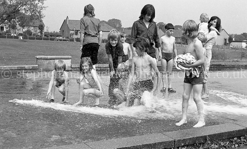 Auchenback Paddling Pool 1975.