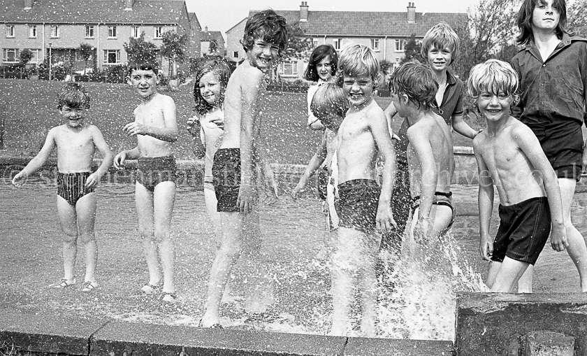 Auchenback Paddling Pool 1975.
