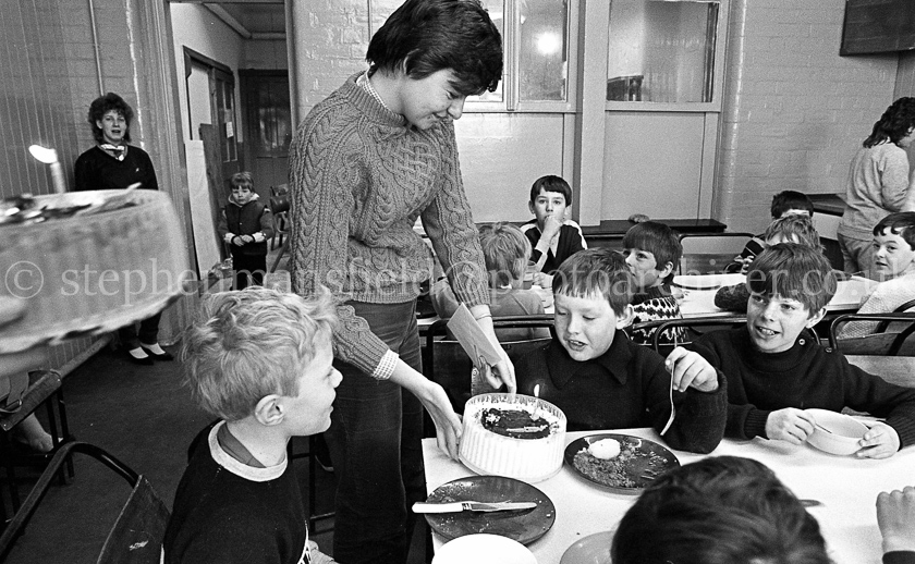 The 1st Barrhead Cubs and Scouts at Peesweep Camp in 1984.