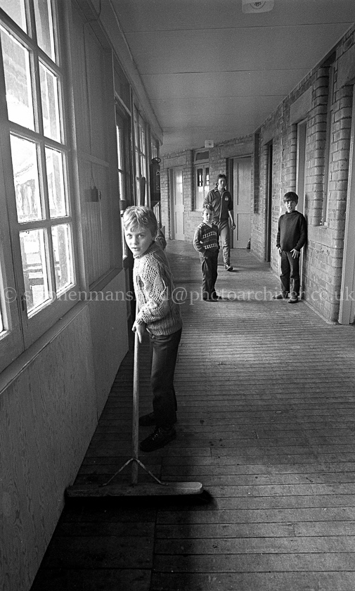 The 1st Barrhead Cubs and Scouts at Peesweep Camp in 1984.